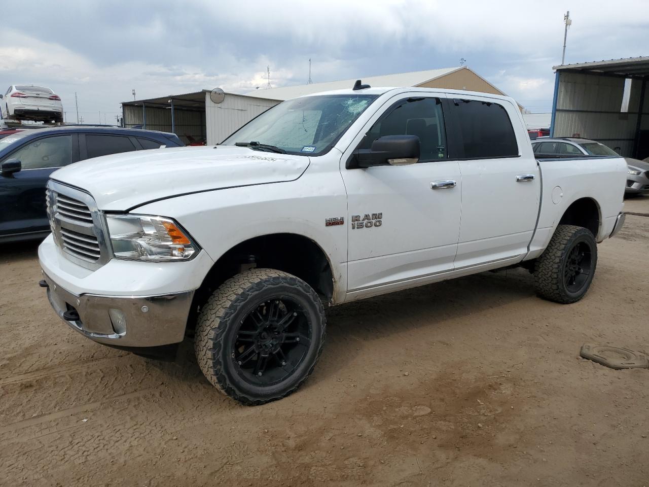 RAM 1500 SLT