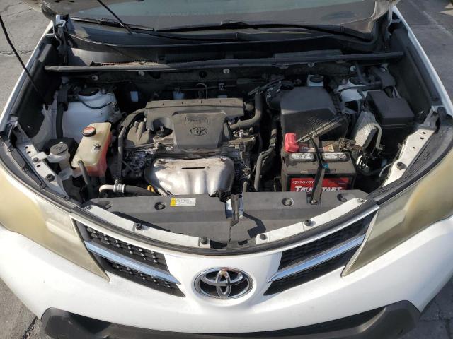 2015 TOYOTA RAV4 LE JTMZFREV7FD068375