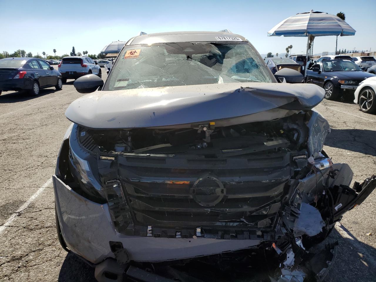 NISSAN PATHFINDER PLATINUM