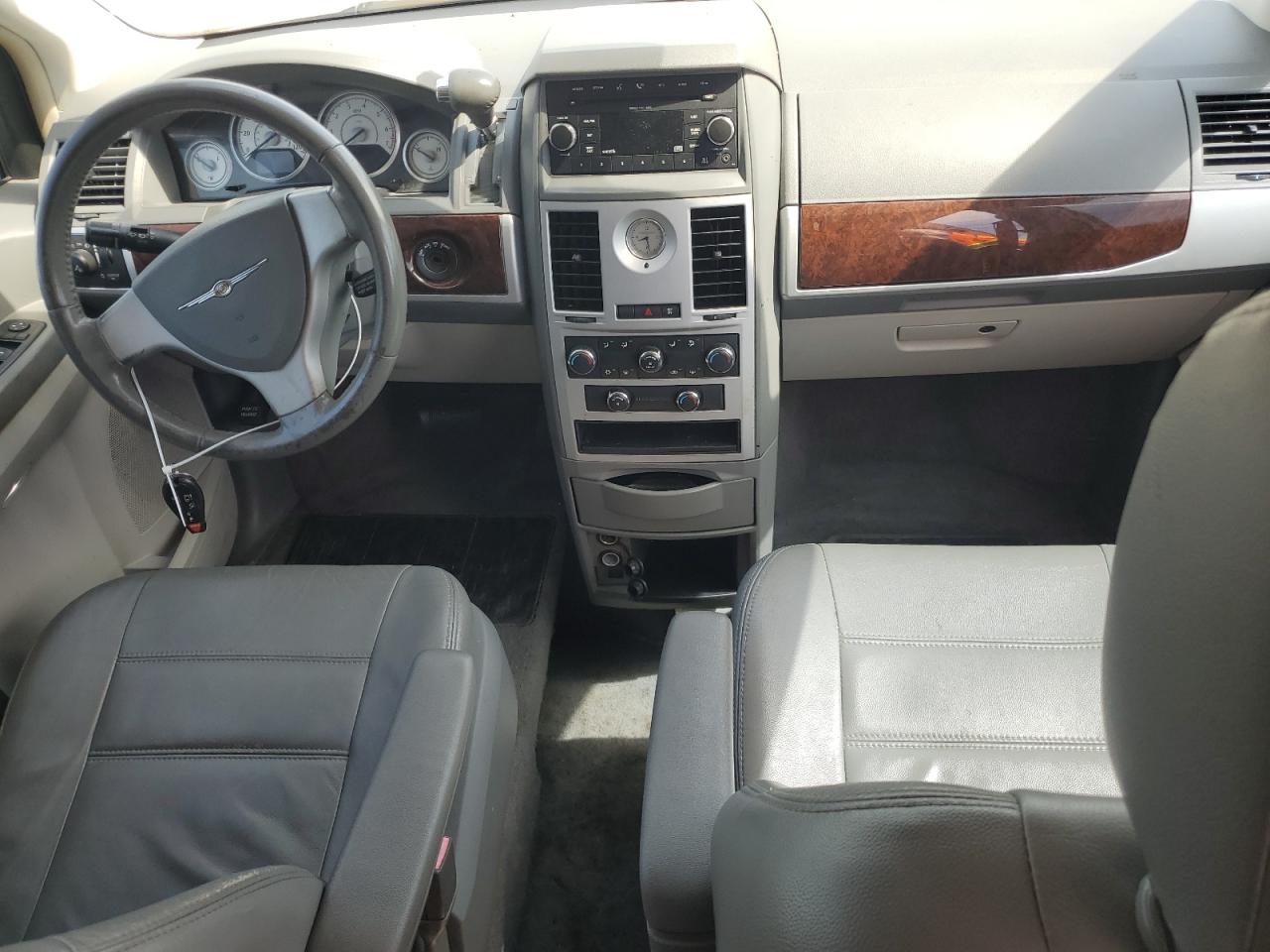 Lot #3291279962 2009 CHRYSLER TOWN & COUNTRY TOURING