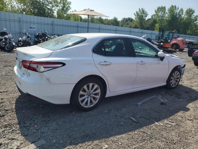 2018 TOYOTA CAMRY L 4T1B11HK9JU056817