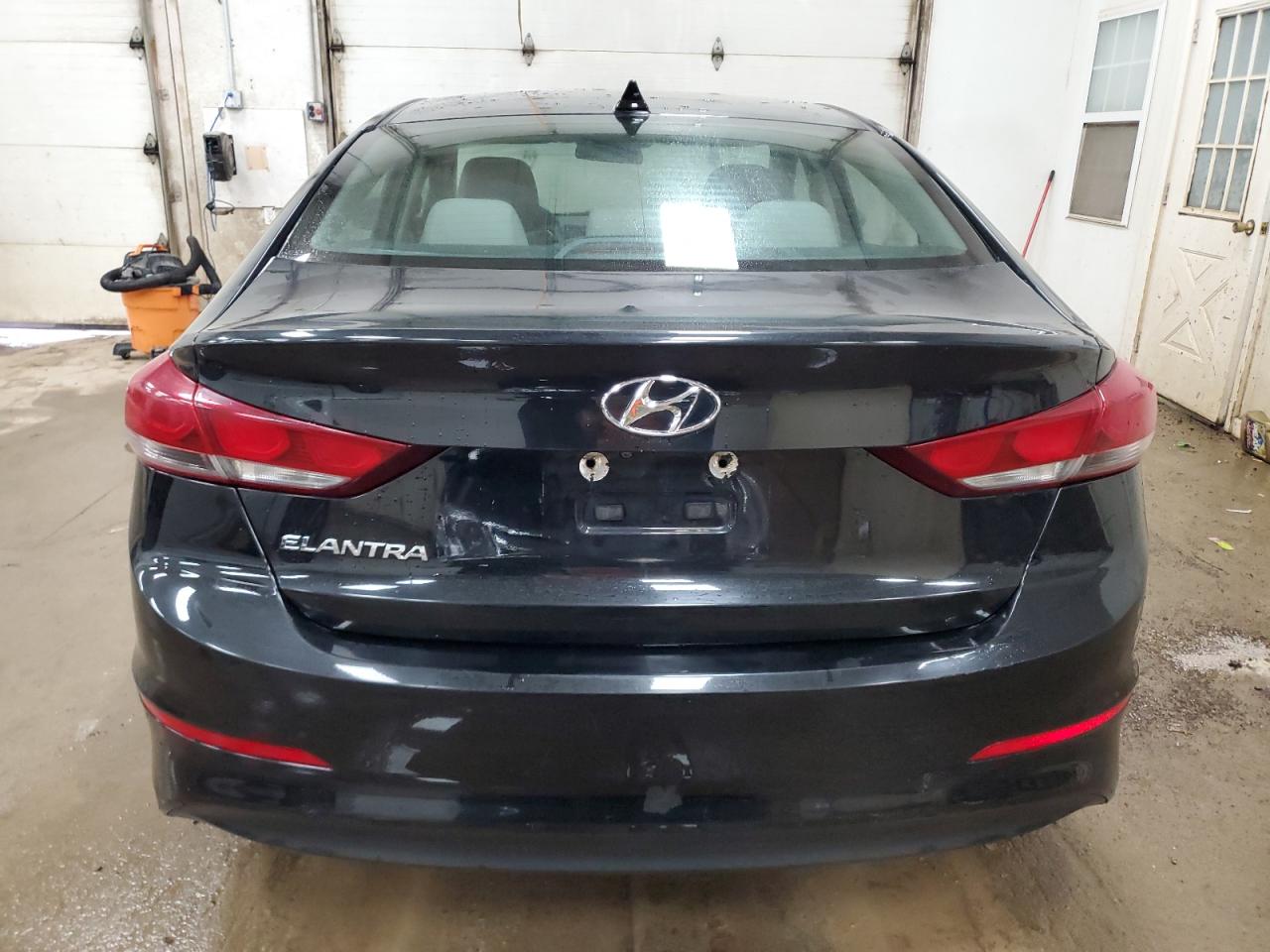 HYUNDAI ELANTRA SEL