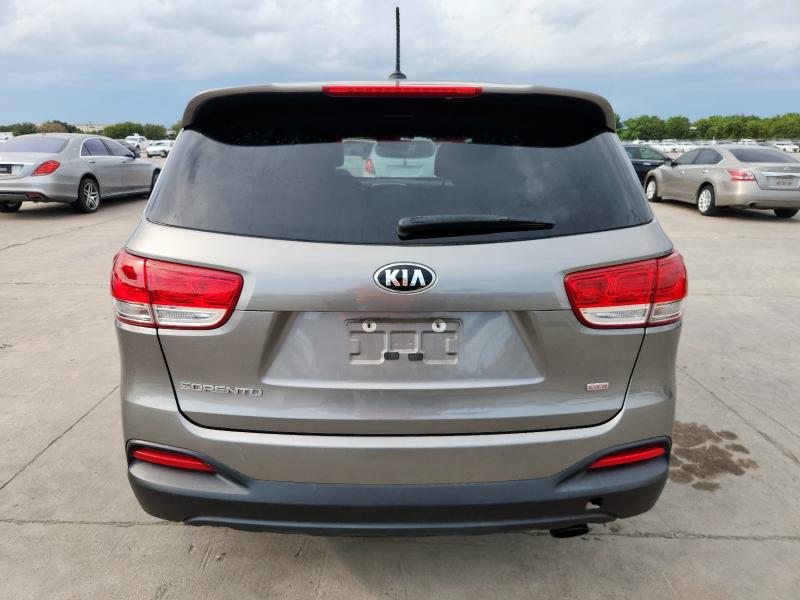 2017 KIA SORENTO LX - 5XYPG4A35HG258692