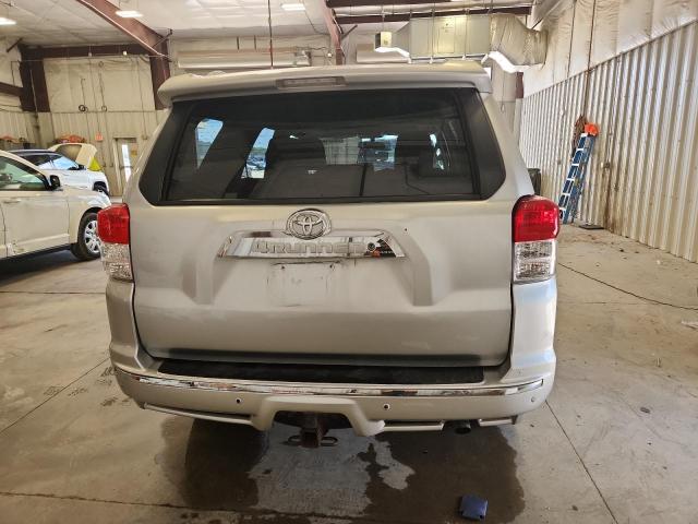 2011 TOYOTA 4RUNNER SR - JTEBU5JR6B5054394