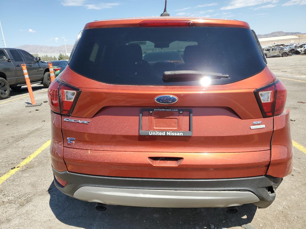 FORD ESCAPE SE