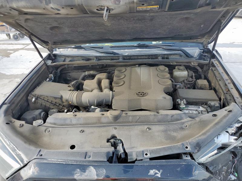 2020 TOYOTA 4RUNNER SR JTEBU5JR8L5817226