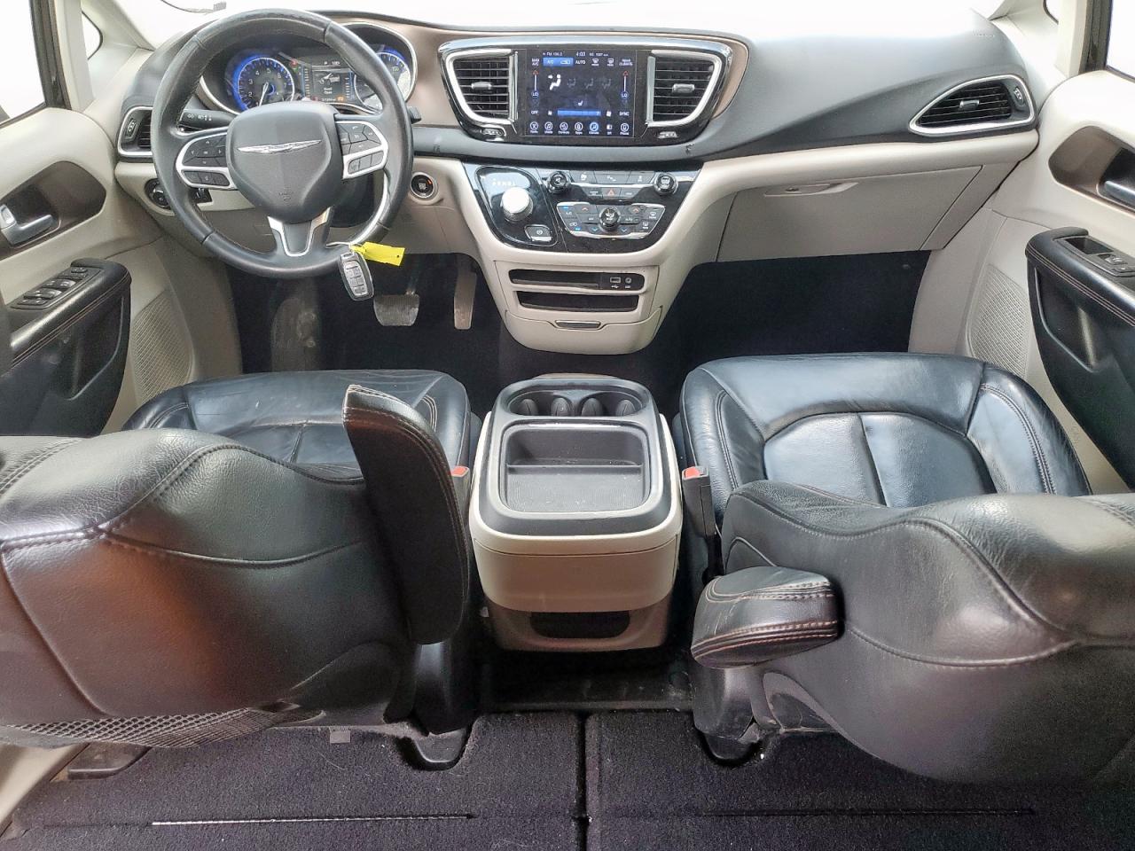 CHRYSLER PACIFICA TOURING L