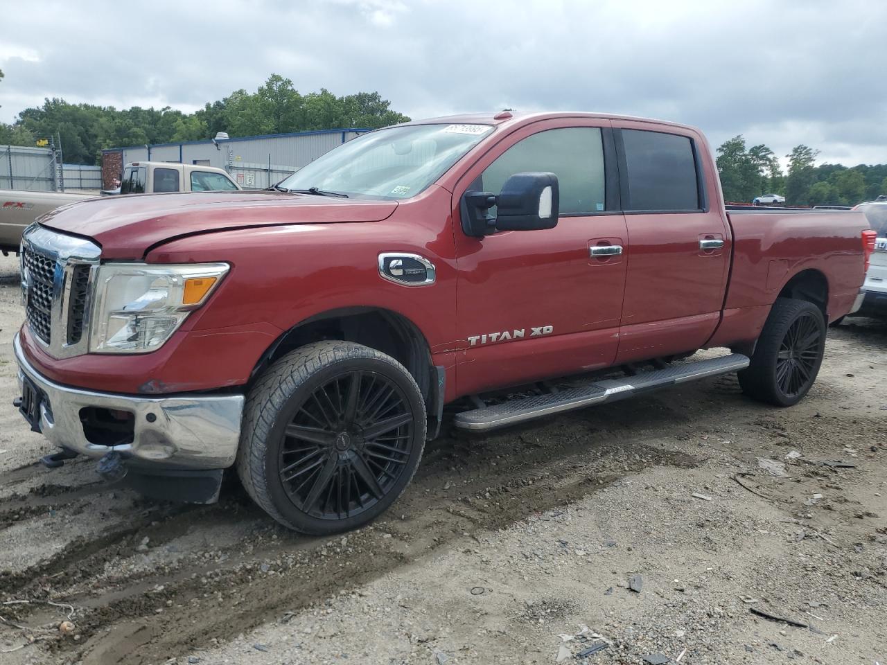 NISSAN TITAN SL