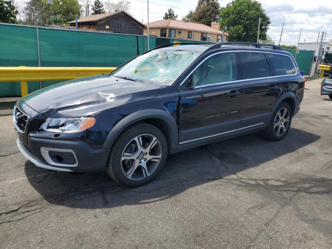 VOLVO XC70 T6
