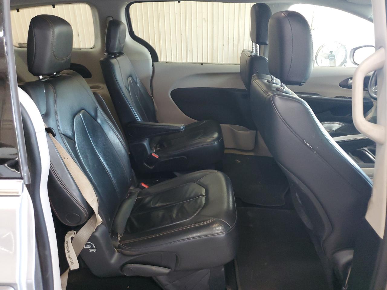 CHRYSLER PACIFICA TOURING L