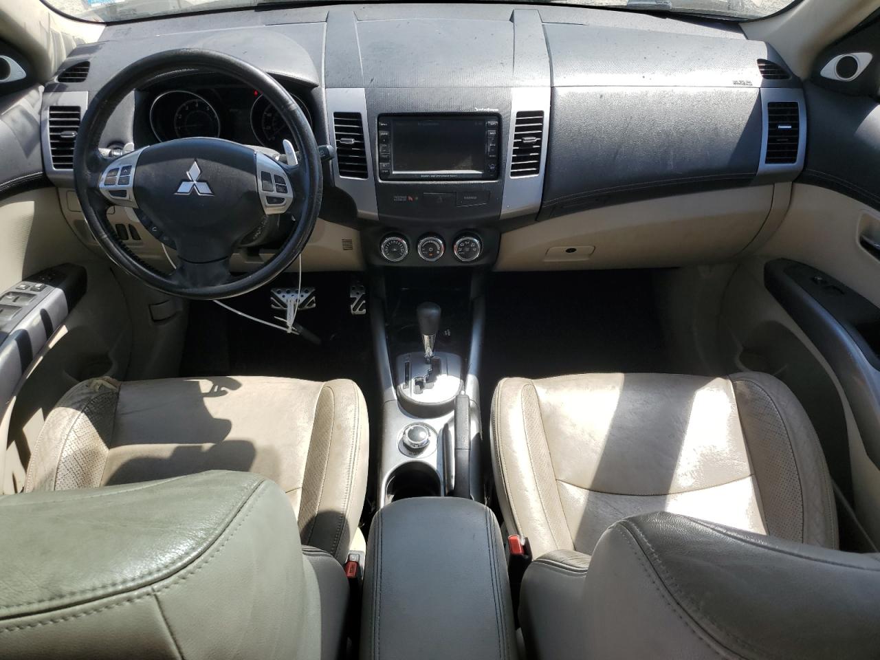 MITSUBISHI OUTLANDER GT