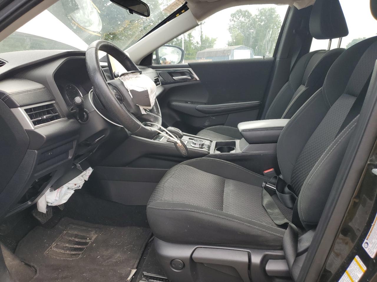 MITSUBISHI OUTLANDER ES