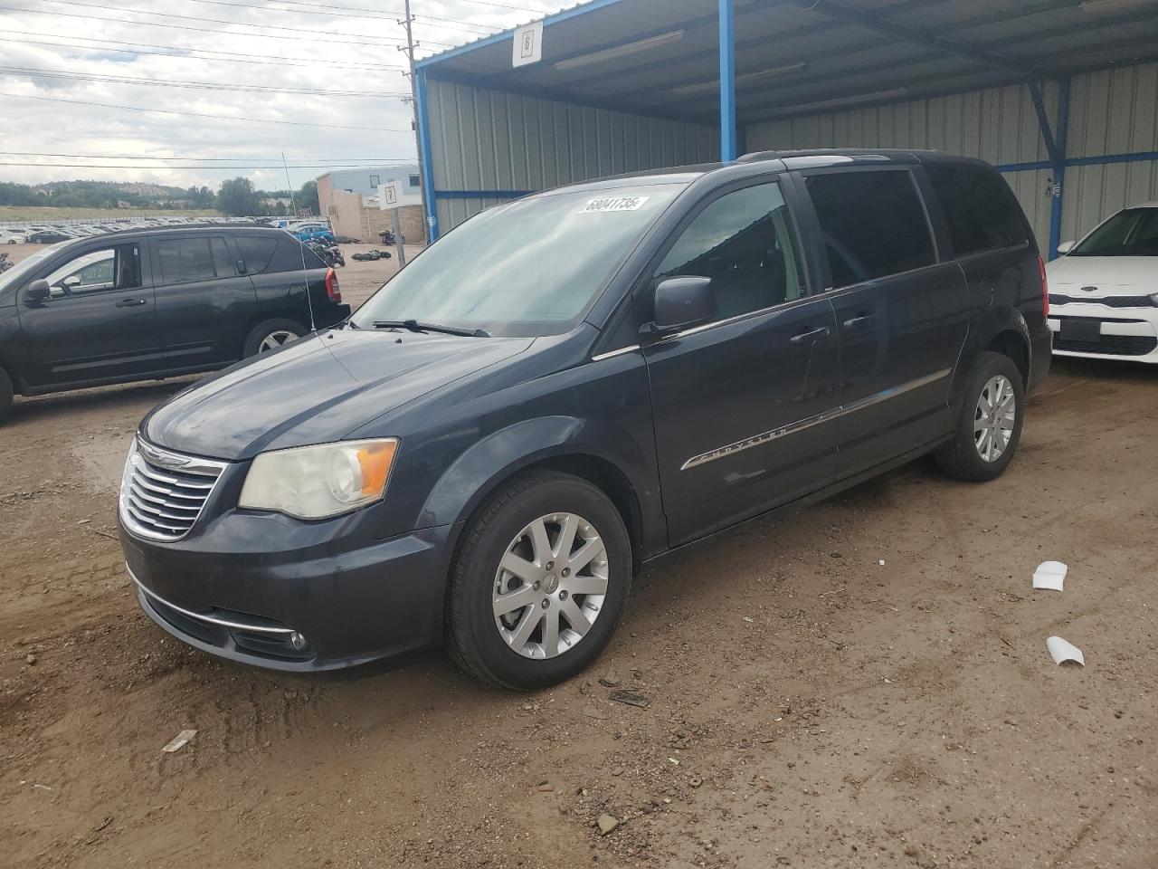 CHRYSLER TOWN & COUNTRY TOURING