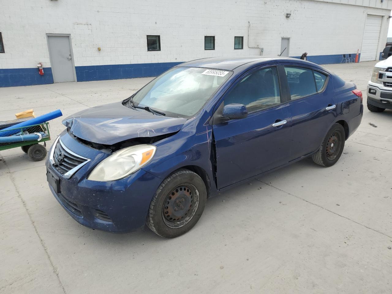 NISSAN VERSA S