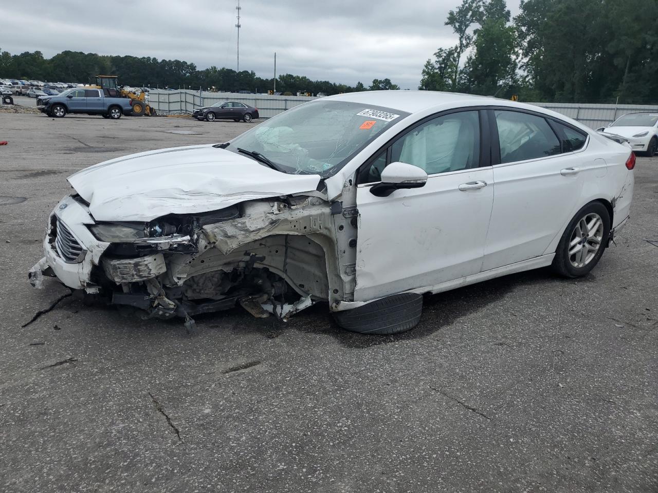 FORD FUSION SE