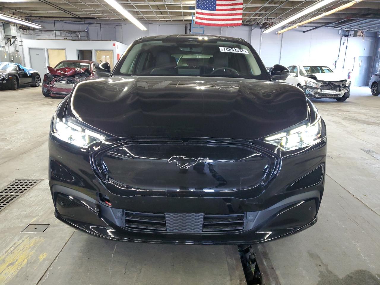 FORD MUSTANG PREMIUM