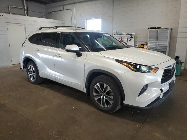 2022 TOYOTA HIGHLANDER 5TDGZRBH7NS172848