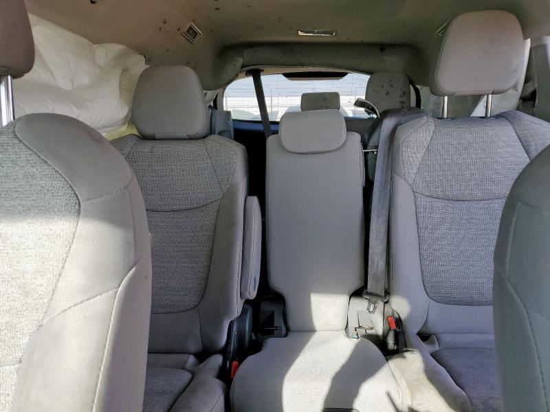 2023 TOYOTA SIENNA LE 5TDKRKEC5PS154482