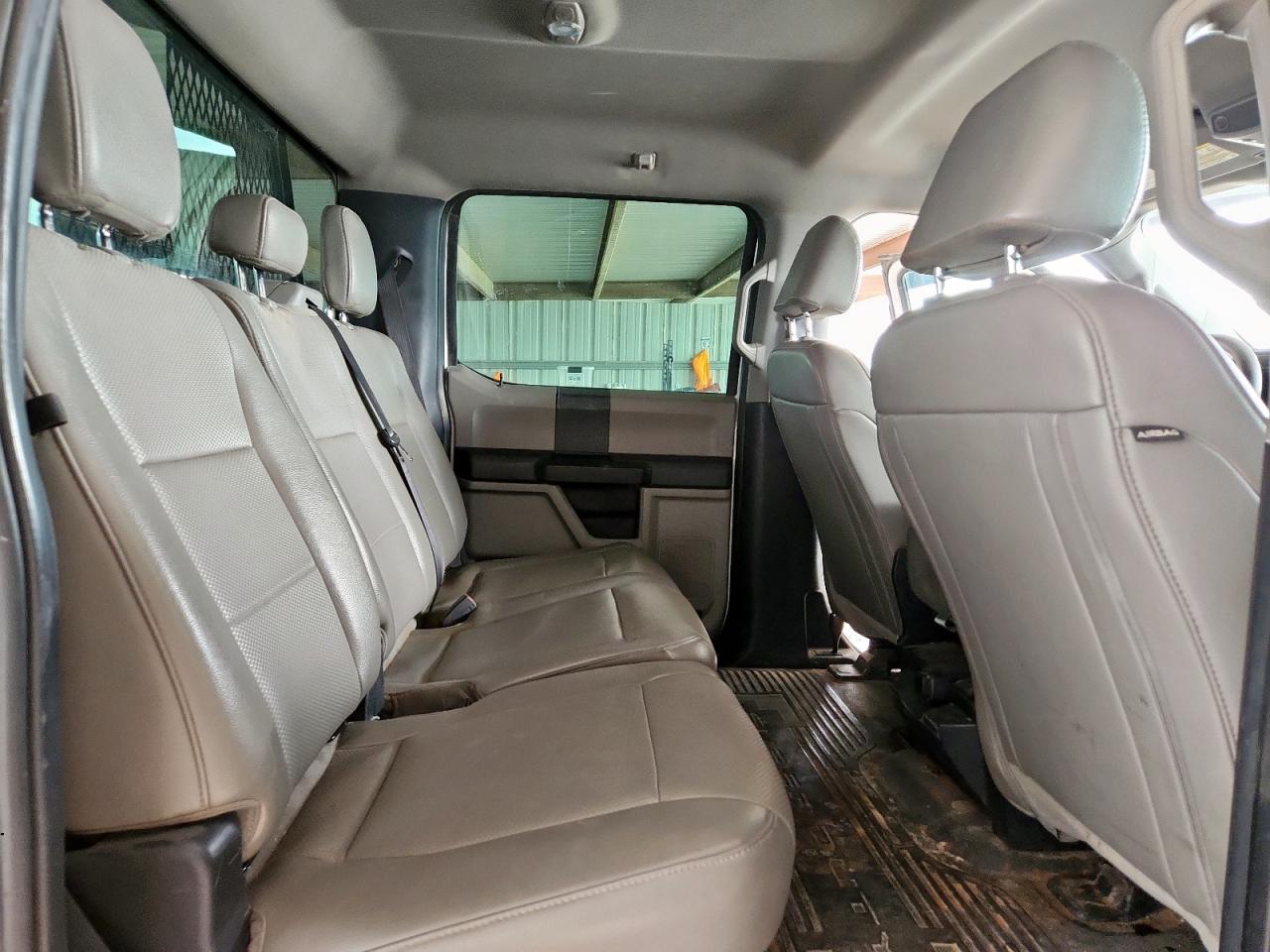 FORD F-250 SUPER DUTY