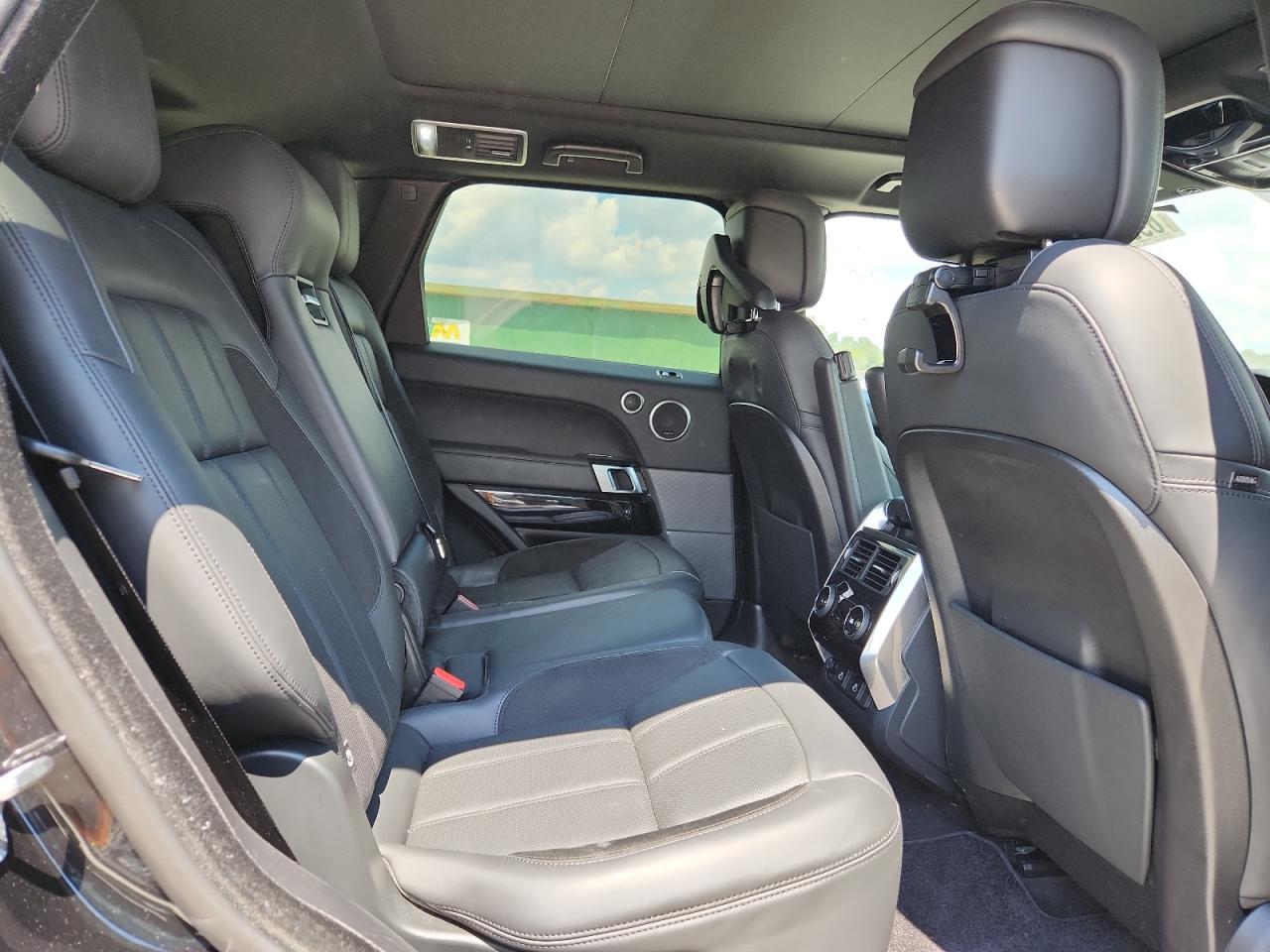 LAND ROVER RANGE ROVER HST