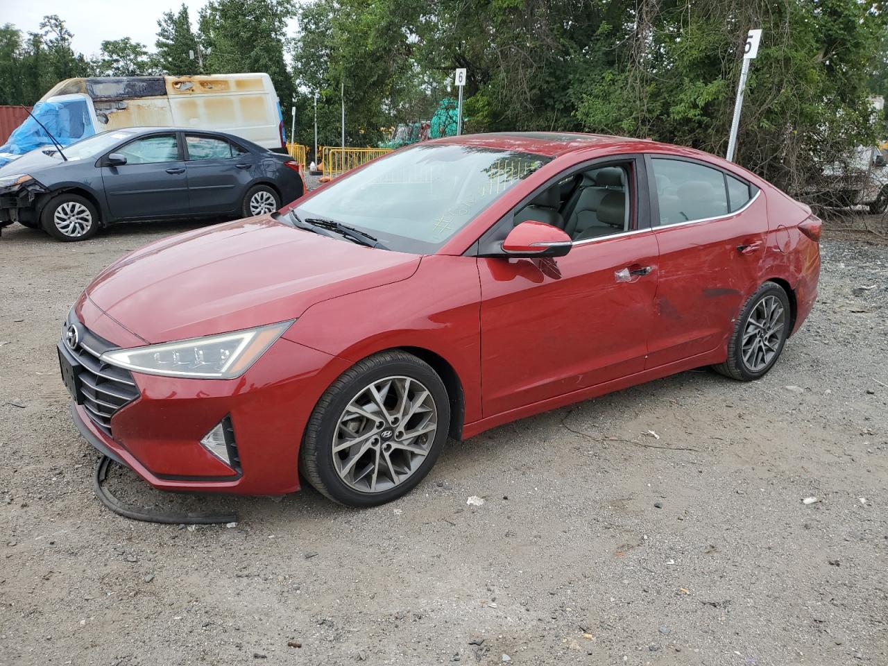 HYUNDAI ELANTRA SEL