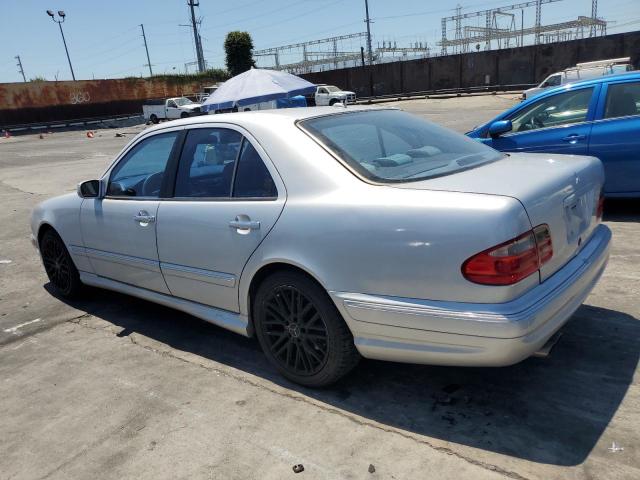 MERCEDES-BENZ E 55 AMG 2000 silver  gas WDBJF74JXYB036680 photo #3