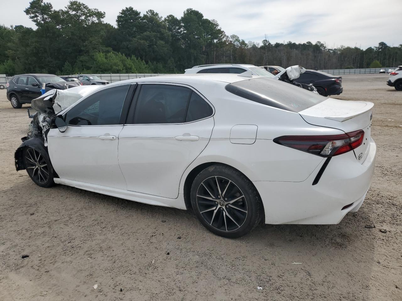 TOYOTA CAMRY SE NIGHT SHADE
