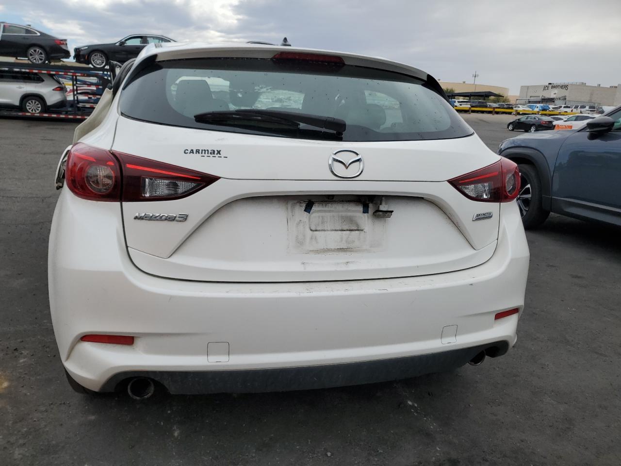 MAZDA 3 TOURING