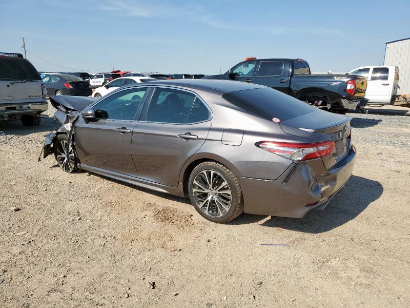 2018 TOYOTA CAMRY L 4T1B11HK5JU075400