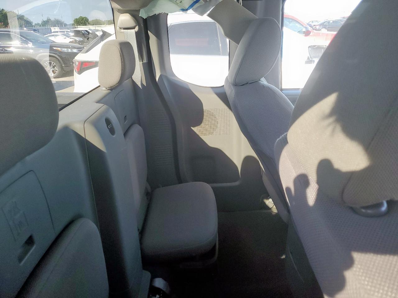 Lot #3311724236 2019 NISSAN FRONTIER S