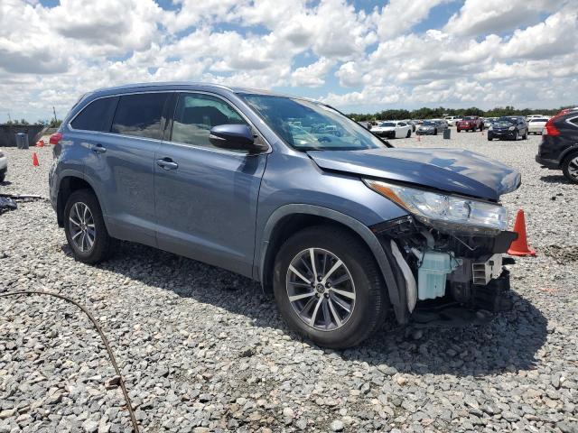 2019 TOYOTA HIGHLANDER 5TDJZRFH8KS702370