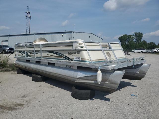 Global Auto Auctions: 2002 MAUR PATOON BOA