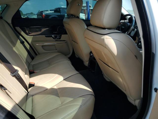 2017 JAGUAR XJ SAJWJ1CD8H8W06172