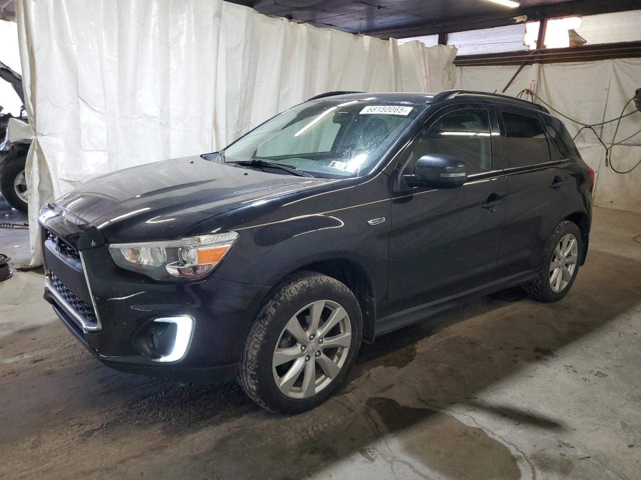 MITSUBISHI OUTLANDER SE