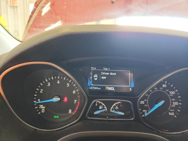 2015 FORD FOCUS SE - 1FADP3K28FL213952