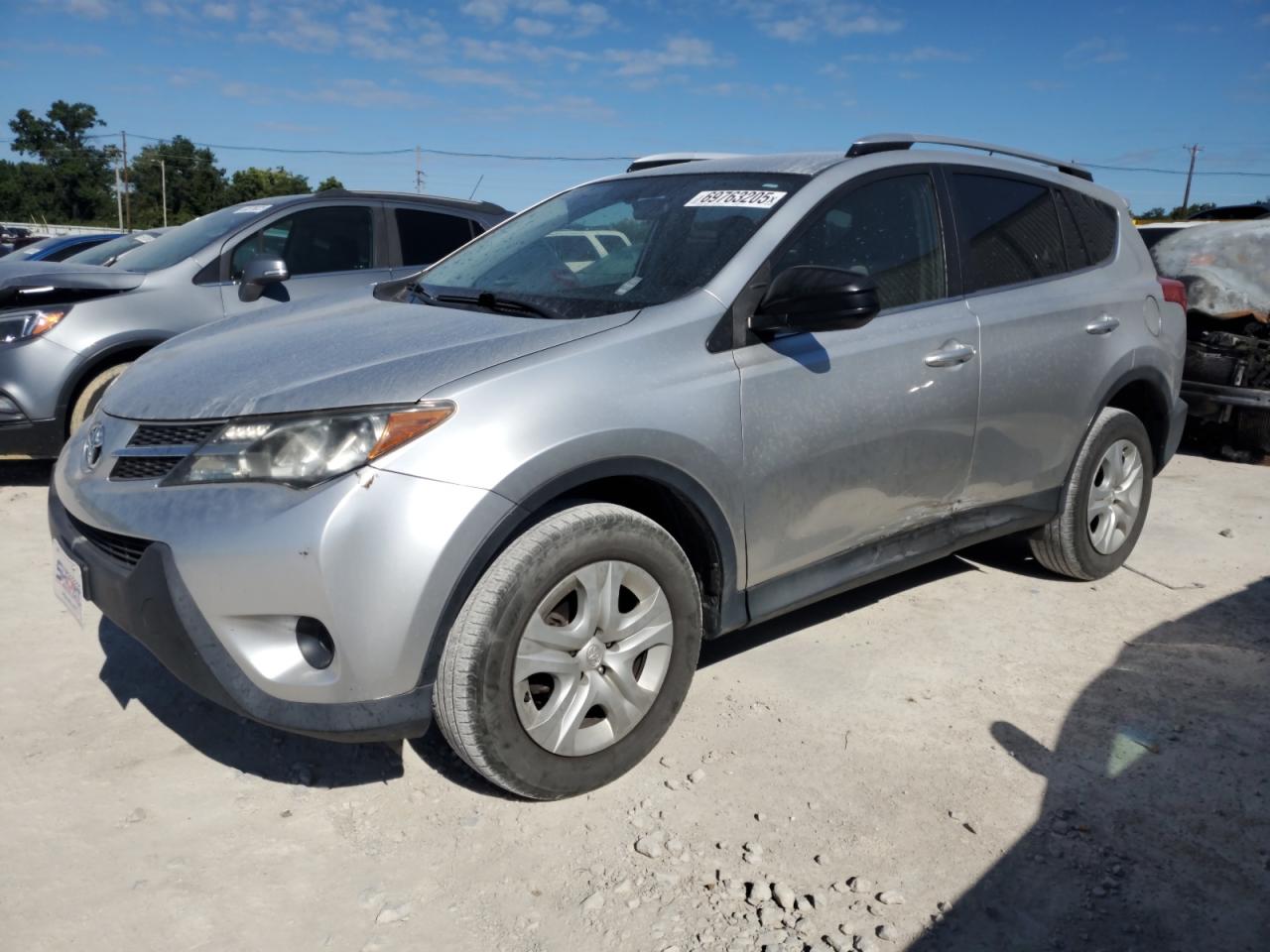 TOYOTA RAV4 LE