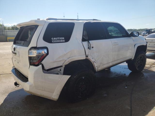 2018 TOYOTA 4RUNNER SR - JTEBU5JR2J5539484