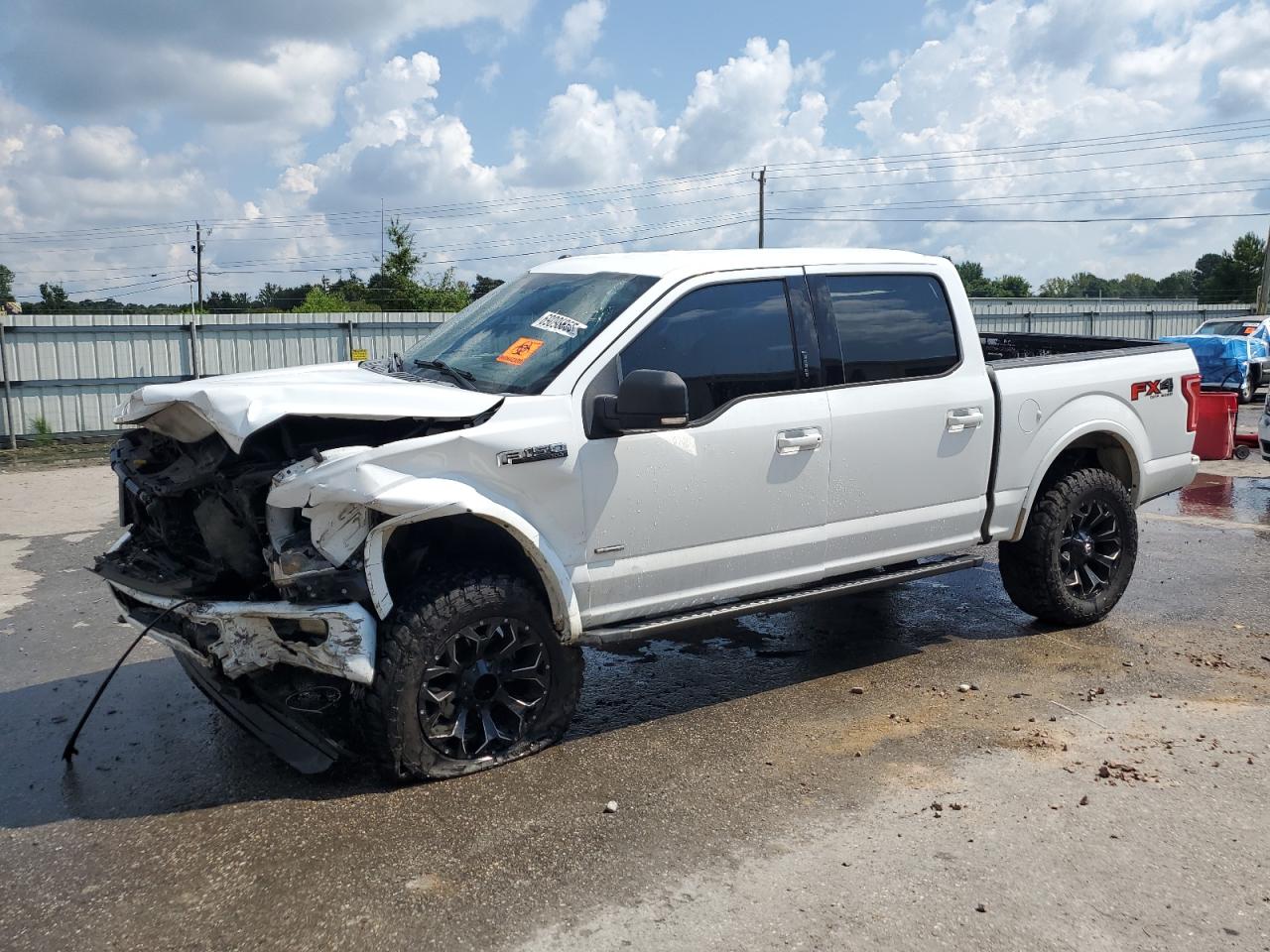 FORD F-150 SUPERCREW