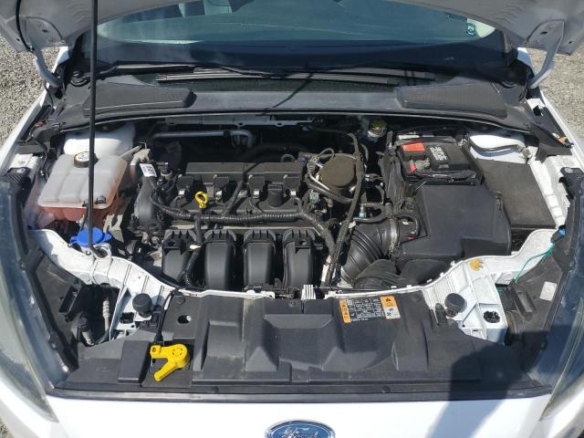 2015 FORD FOCUS SE 1FADP3K24FL318701