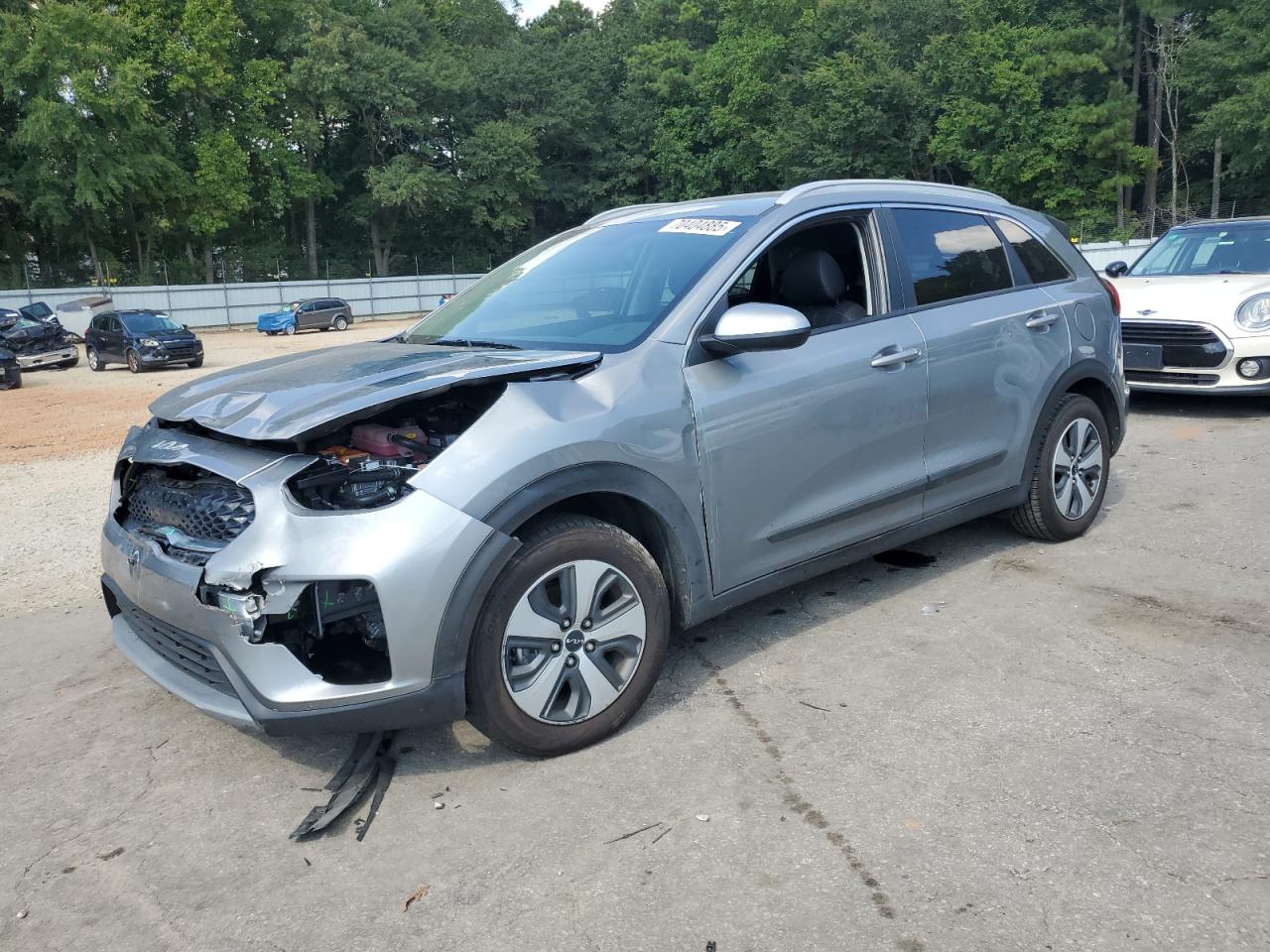 KIA NIRO LX