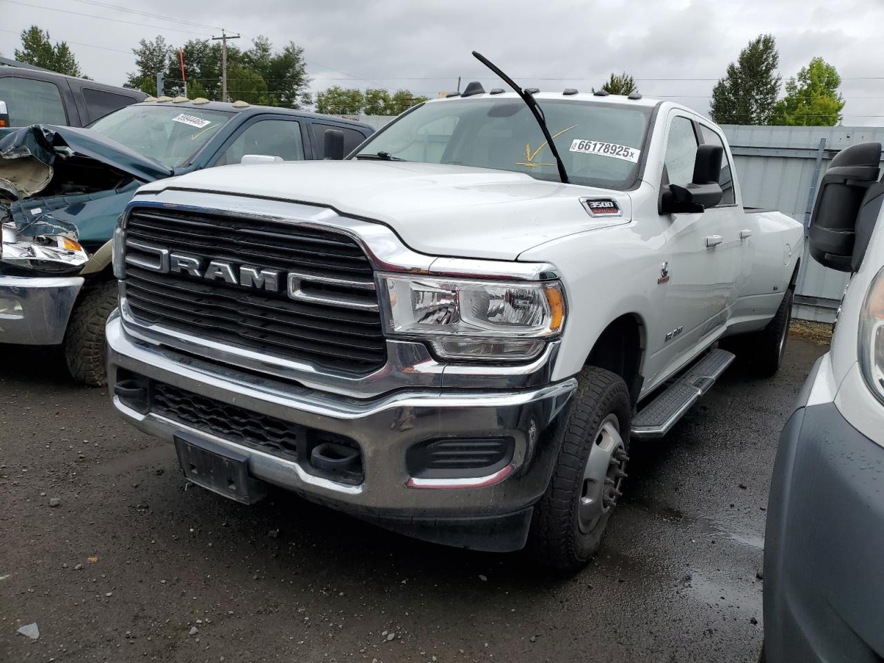 RAM 3500 BIG HORN