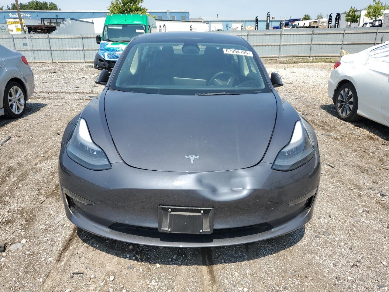 TESLA MODEL 3