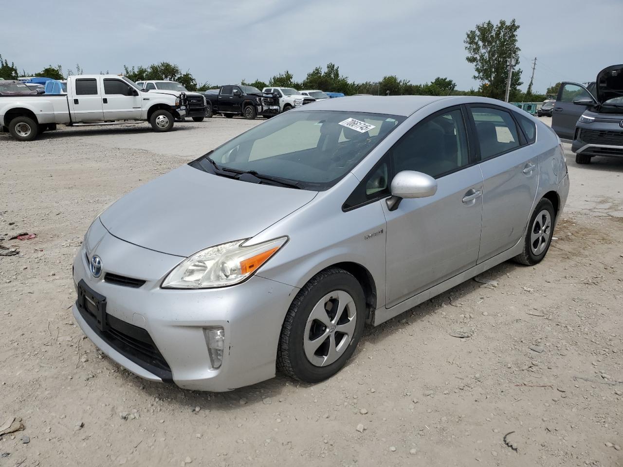TOYOTA PRIUS
