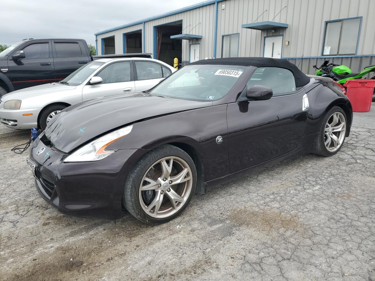 NISSAN 370Z