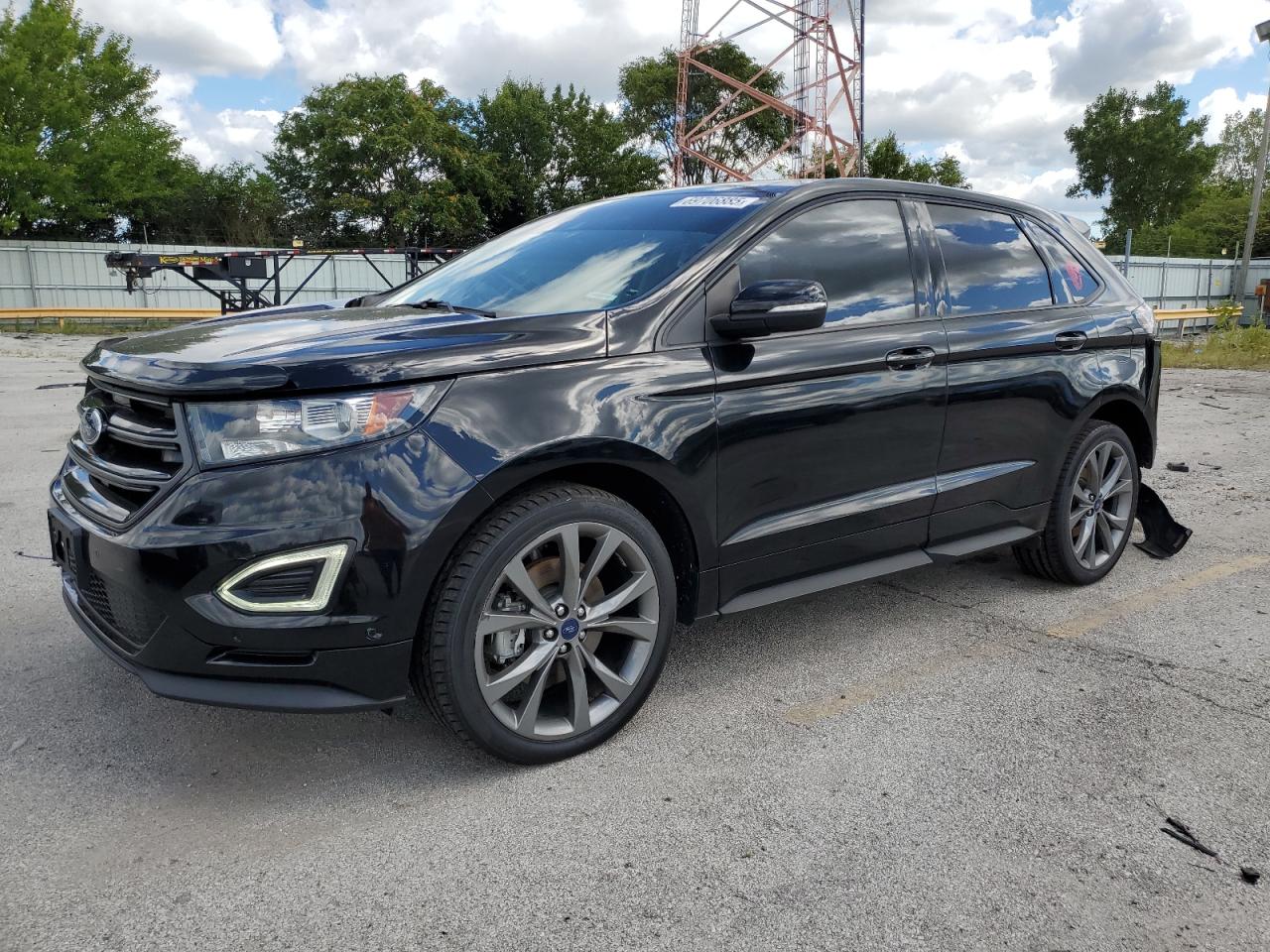  Salvage Ford Edge