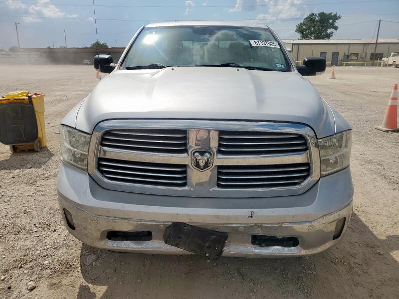 2017 RAM 1500 SLT - 1C6RR6GT3HS651016