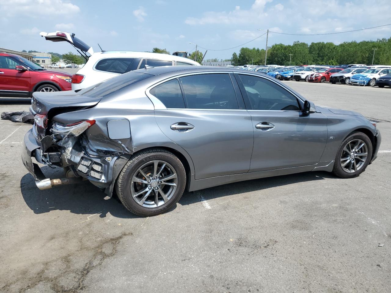 INFINITI Q50 PREMIUM