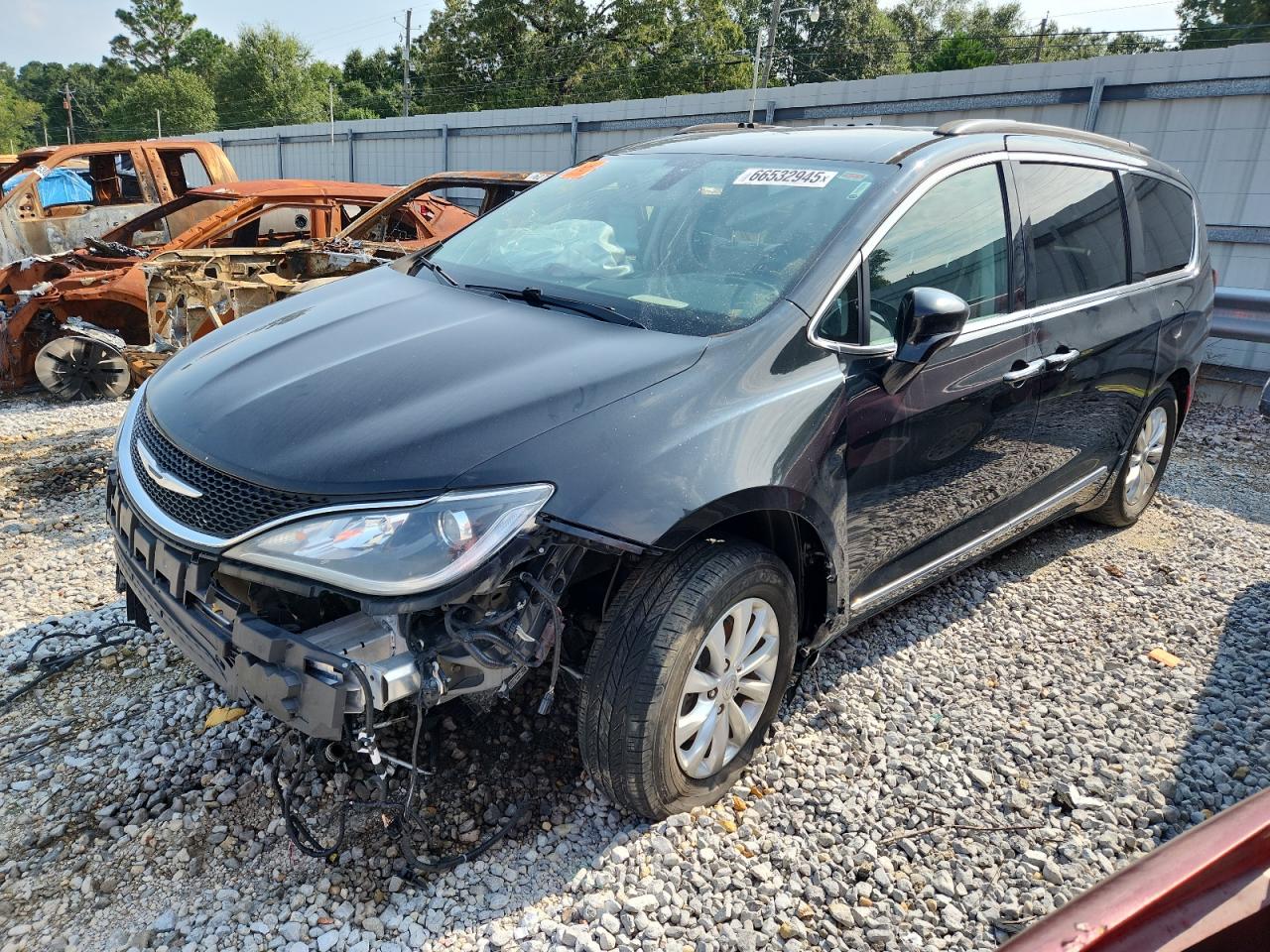 CHRYSLER PACIFICA TOURING L