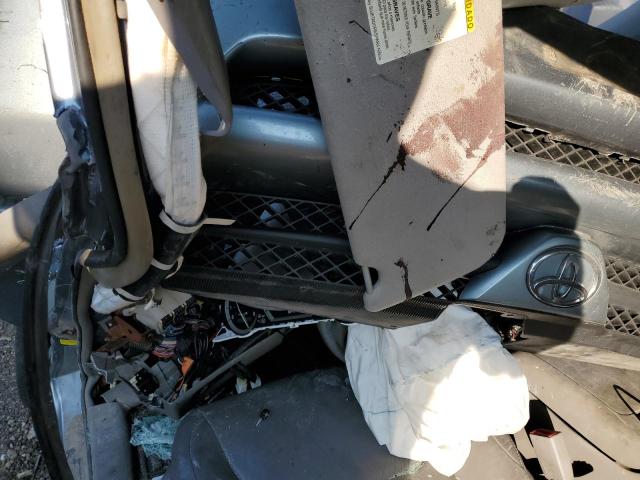 2004 TOYOTA SIENNA XLE #3291304443