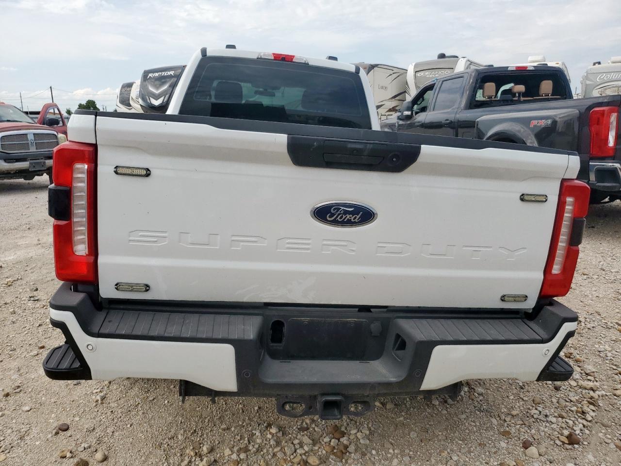 FORD F-350 SUPER DUTY